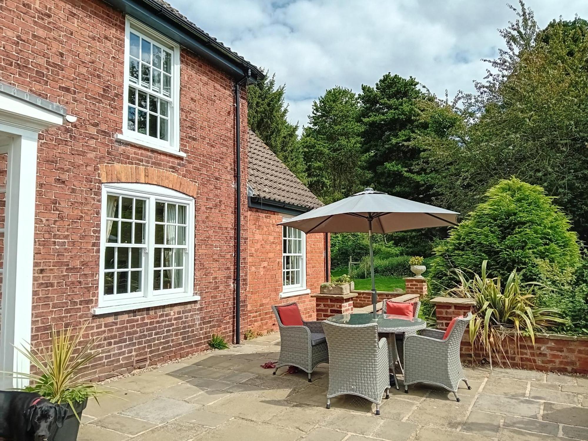 Clumber Lane End Farm Bed & Breakfast Уърксоп Екстериор снимка
